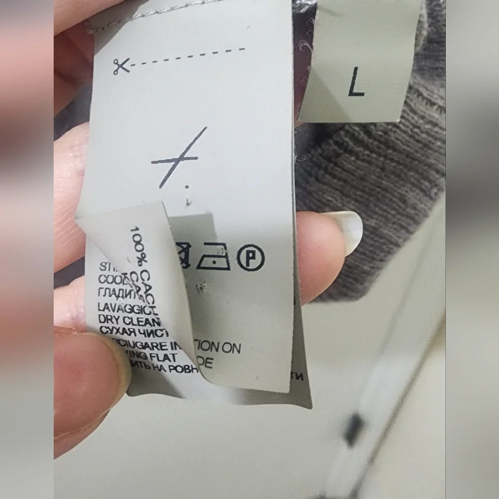 Falconeri Women's Gray V-Neck Sweater, Size Large, 100 %‎ Cashemire.